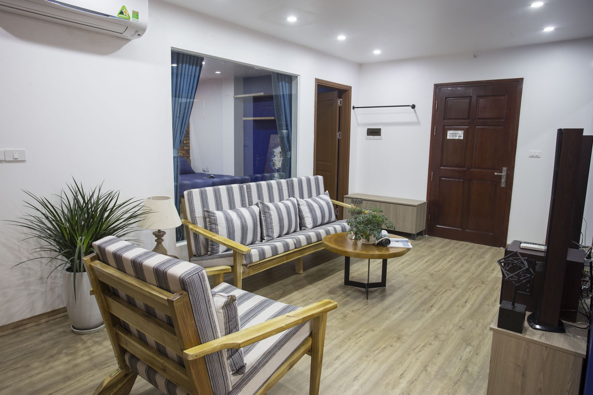 Tuti Halong Apartamento Ha Long Exterior foto